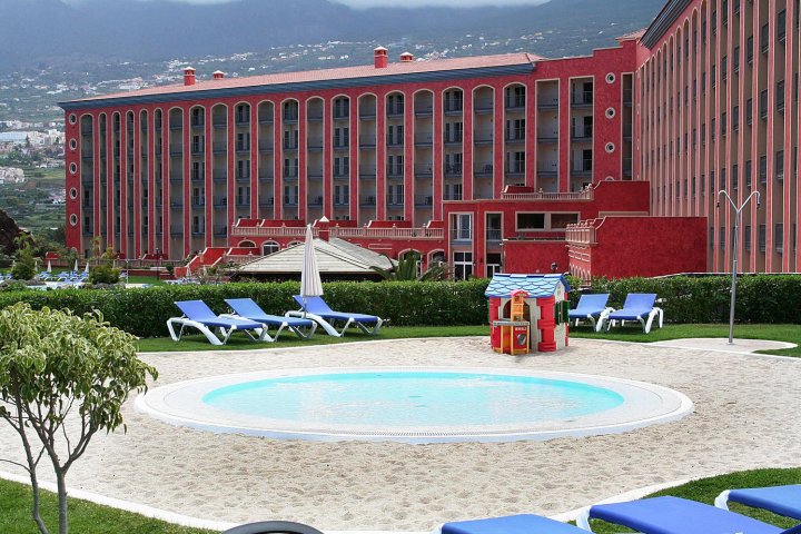 特内里费阿吉拉斯 - 美利亚联盟伙伴(Hotel Las Águilas Tenerife, Affiliated by Meliá)