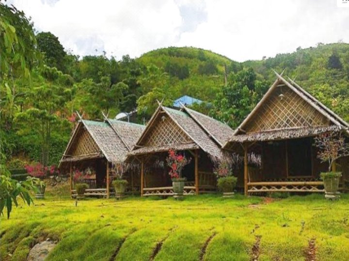 杰卡帕特度假村(Jakraphat Resort)