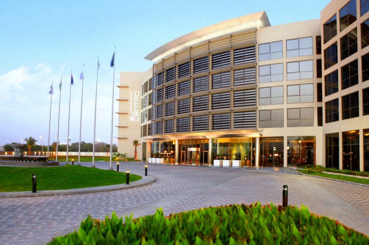 炫酷沙迦酒店(Centro Sharjah - by Rotana)