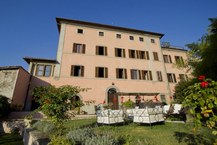 卡塔拉尼宫度假酒店(Palazzo Catalani Resort)