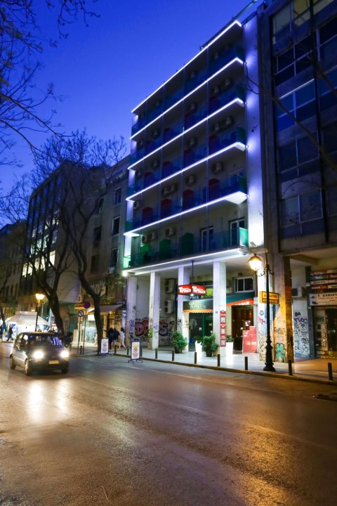 阿塔洛斯酒店(Attalos Hotel)
