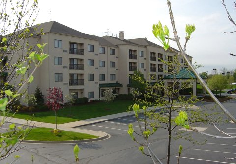 底特律庞蒂亚克/奥本山万怡酒店(Courtyard by Marriott Detroit Pontiac/Auburn Hills)