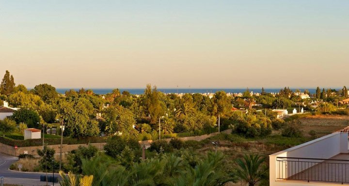 海浪阿尔加维欧波玛尔小屋酒店(O Pomar in Cabanas by Wave Algarve)