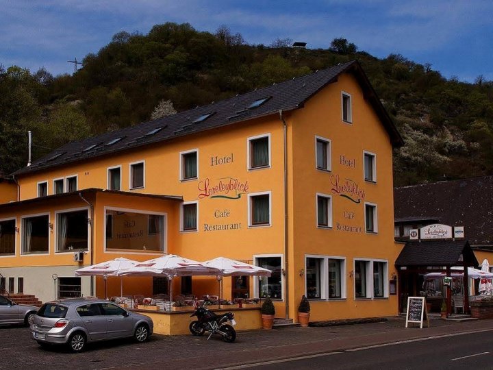 诺里布里克咖啡厅酒店(Hotel Cafe Restaurant Loreleyblick)