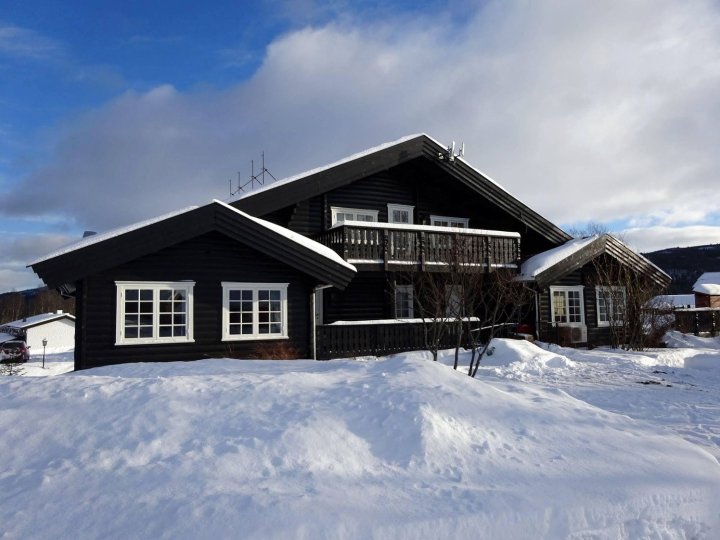 岛上旅游中心乡间房屋(Øen Turistsenter Cottages)