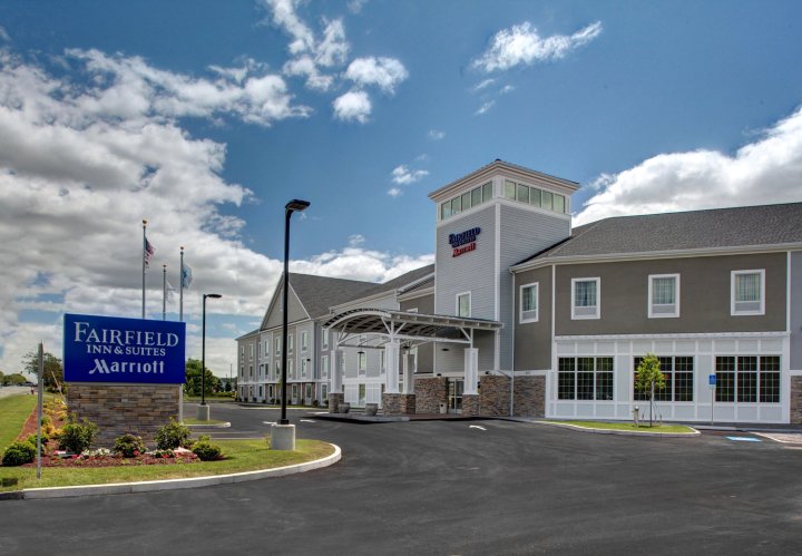 费尔菲尔德万豪凯普科德角海恩尼斯旅馆和套房(Fairfield Inn & Suites by Marriott Cape Cod Hyannis)