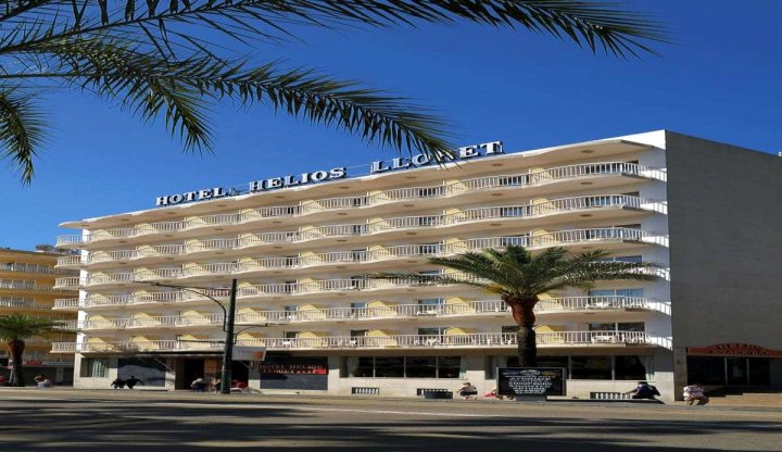 赫利俄斯犹酒店(Hotel Helios Lloret)