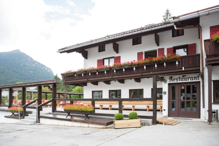 古德布鲁克酒店(Hotel Gundl Alm)