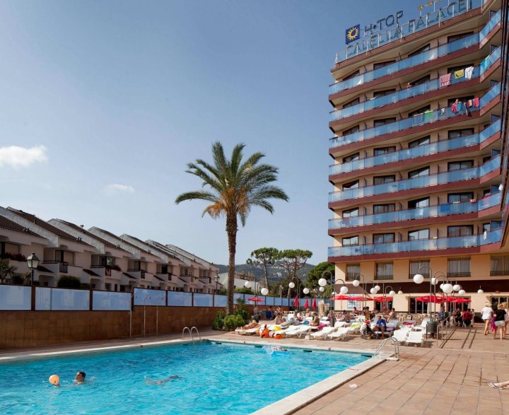 卡里拉H·TOP酒店及SPA(H·Top Calella Palace Family & Spa)