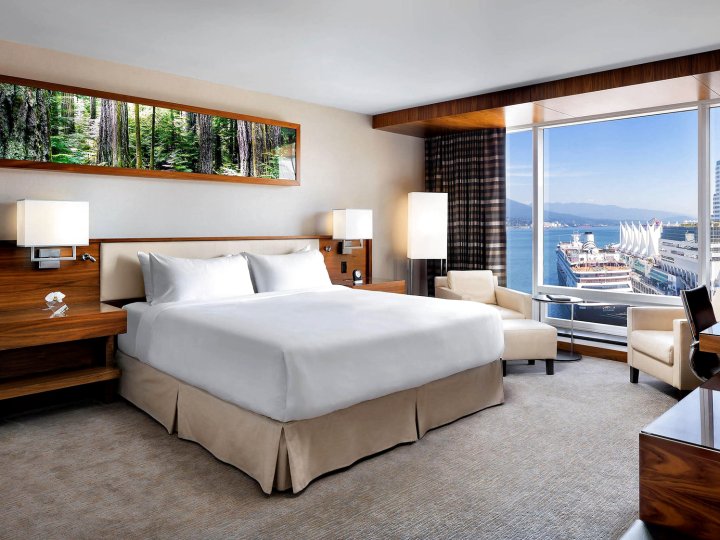 费尔蒙特环太平洋酒店(Fairmont Pacific Rim)
