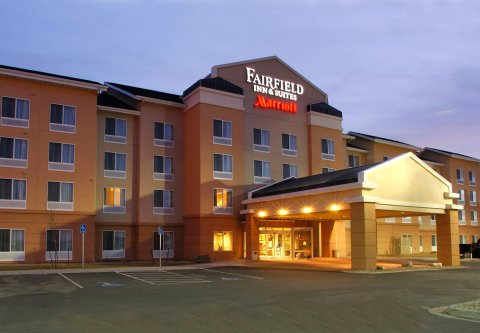 费尔弗耶德旅馆及套房酒店－拉皮德城(Fairfield Inn & Suites Rapid City)