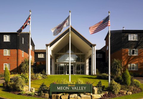 梅昂谷酒店 - 高尔夫球场及乡村俱乐部(Meon Valley Hotel, Golf & Country Club)