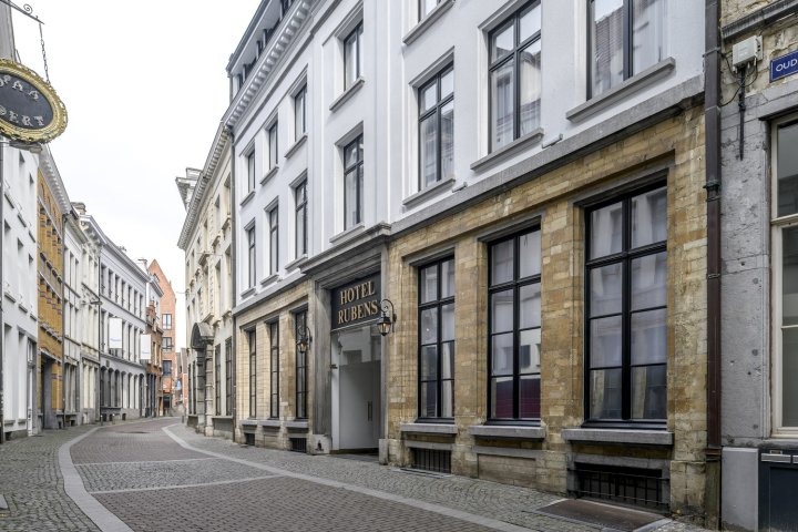 鲁本斯大广场酒店(Hotel Rubens-Grote Markt)