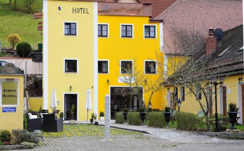 黑特森霍芬城堡酒店(Hotel Schlossresidenz Heitzenhofen)