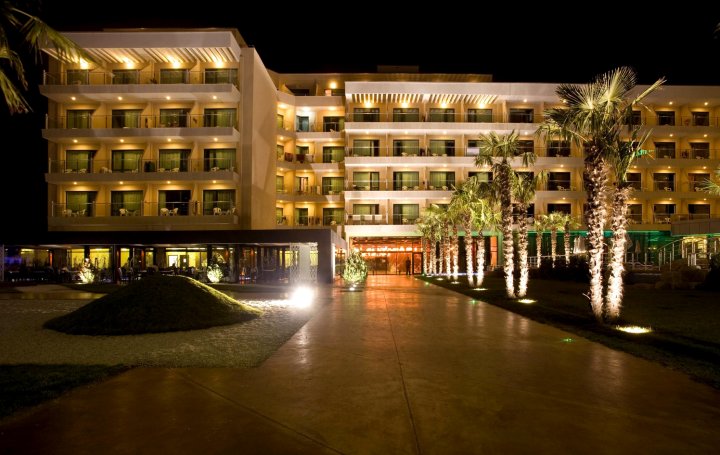 DIT依维卡海滩俱乐部酒店 - 全包(DIT Evrika Beach Club Hotel - All Inclusive)