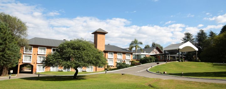 贝尔格拉诺将军镇豪生别墅酒店(Howard Johnson Inn Villa General Belgrano)