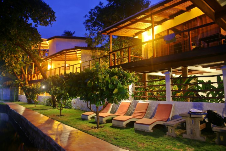博卡欧拉度假酒店(Boca Olas Resort Villas)