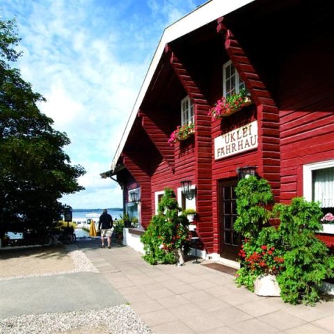 Uklei-Fährhaus Hotel Garni