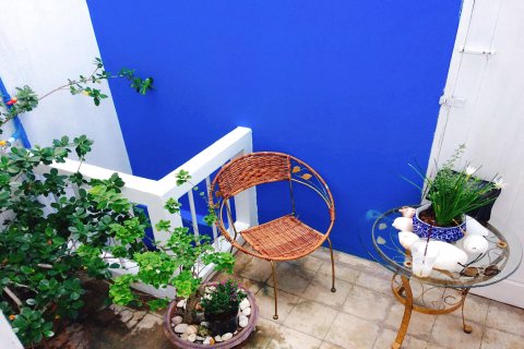 德科莫诺之家酒店(Deco Momo House)