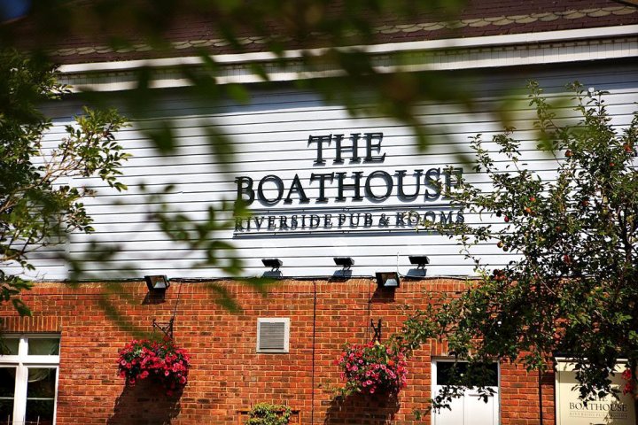船库酒店(The Boathouse)
