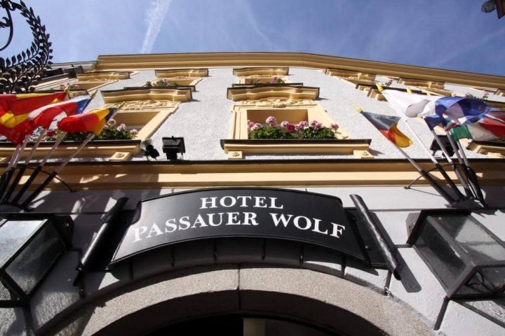 帕绍沃弗酒店(Hotel Passauer Wolf)