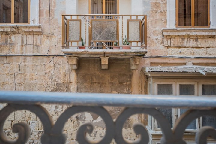 瓦雷塔城市派德酒店(Valletta City Pad)