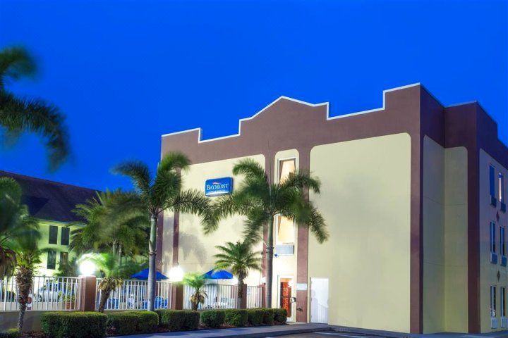 奥兰多 - 环球影城呗盟套房酒店(Baymont Inn & Suites Orlando - Universal Studios)