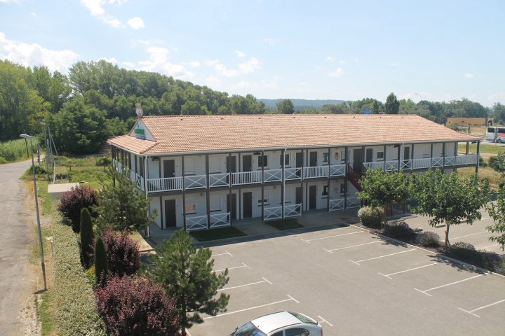 卡塔尔拉舍马诺斯克舒适英式酒店(Brit Hotel Confort Manosque Cadarache)