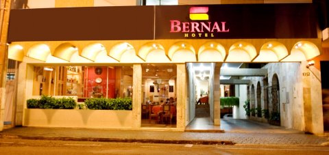 伯纳尔酒店(Hotel Bernal)