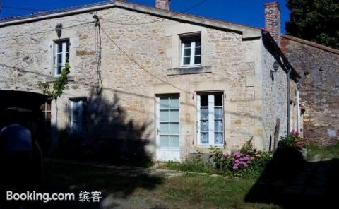 Maison de 5 Chambres a La Caillere Saint Hilaire Avec Jardin Clos et WiFi a 55 km de la Plage