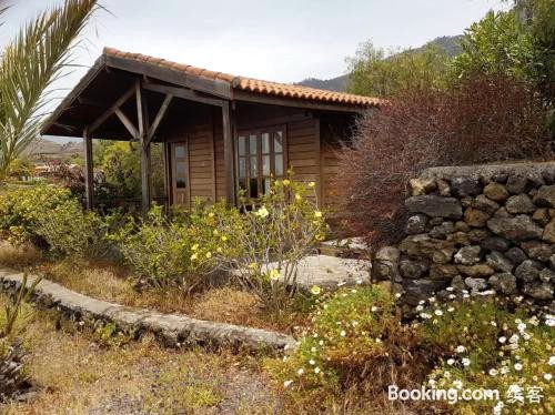 House with one bedroom in Los Llanos with wonderful sea view furnished garden and WiFi