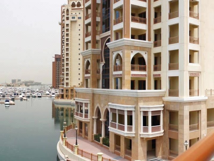 迪拜住宿-棕榈岛景观东方套房公寓(Dubai Stay - Palm Views East Studio Apartment)