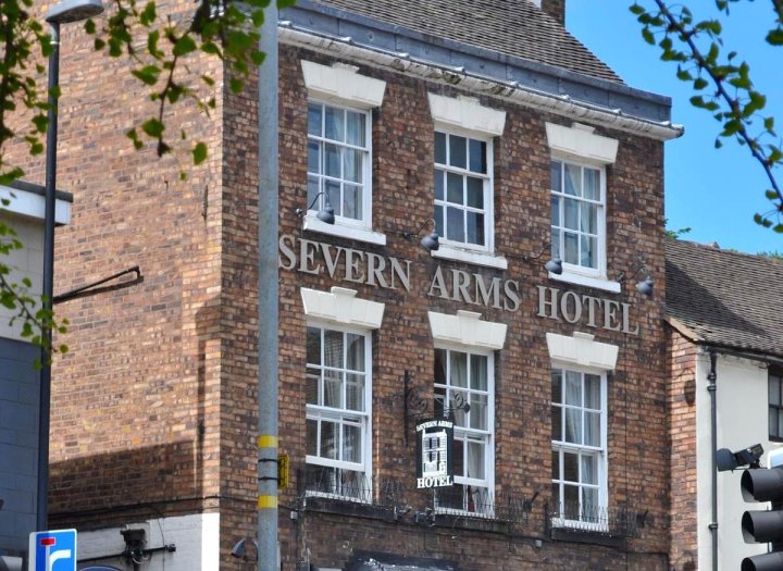 塞文阿姆酒店(The Severn Arms)