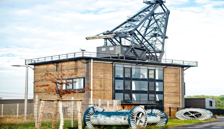 Industrial House on The Riverside