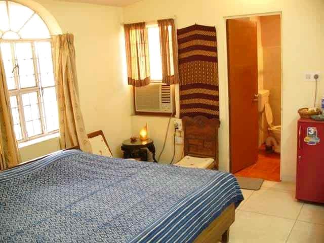 Beautiful Rooms with Amenities in Jaipur