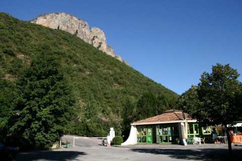 热水营地酒店(Camping les Eaux Chaudes)