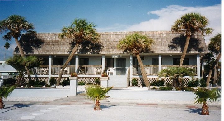 Sabal Palms Inn