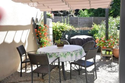 Maison de 2 Chambres Avec Terrasse et Wifi a Ornans