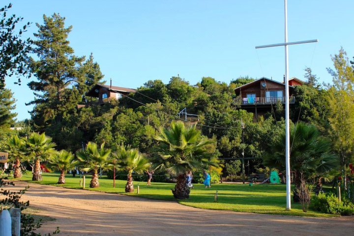 维丘肯湖畔小屋酒店(Cabañas Lago Vichuquen)