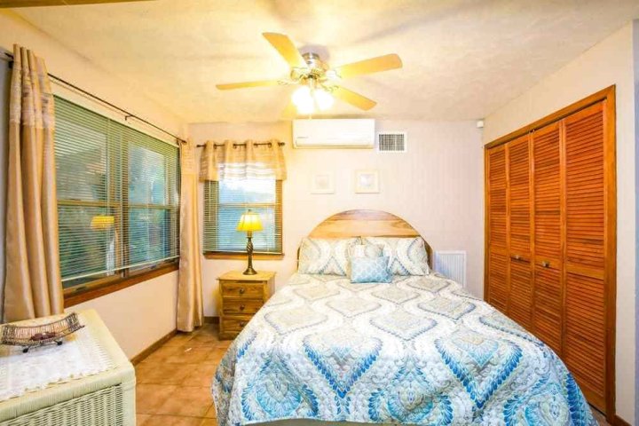 波尼塔海滩 2 房选项酒店(Playa Bonita 2 Bedroom Option)