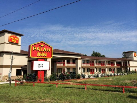 金伍德宫殿酒店(Palace Inn Kingwood)