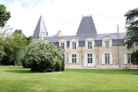 布瓦德拉诺住宿加早餐旅馆(Chambres d'Hôtes Château du Bois de La Noe)