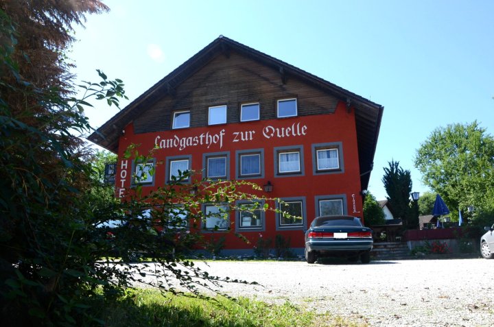 蓝斯祖乐酒店(Landgasthof Zur Quelle)