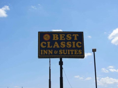 优选经典套房酒店(Best Classic Inn & Suites)