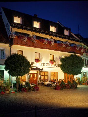 卡斯图夫博斯特酒店(Hotel Gasthof Zur Post)