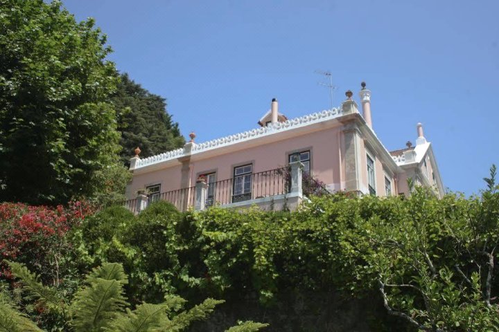 辛特拉花园酒店(Hotel Sintra Jardim)