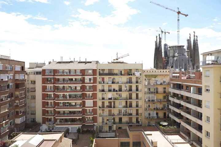 圣家堂太阳酒店(Sagrada Familia Sun)