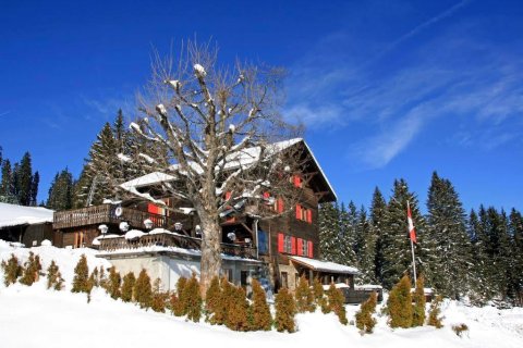 巴格里亚哈特酒店(Battagliahütte)