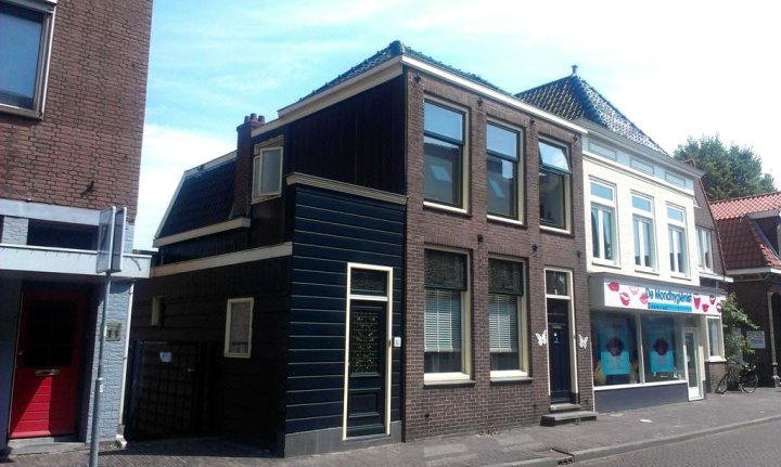 惠斯额普德迪克住宿加早餐旅馆(Huis op de Dijk)