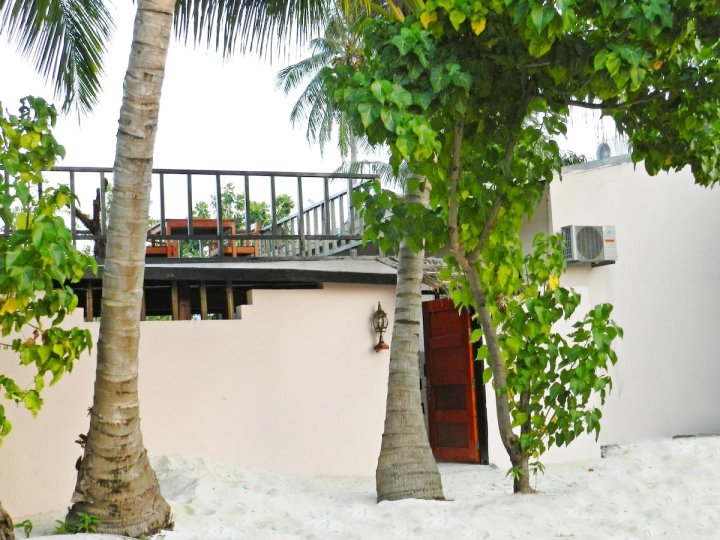 马尔代夫阳光套房酒店(Sun Suites Maldives)